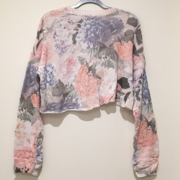 NWOT Show Me Your Mumu Cropped Varsity KnitSweater - Picture 4 of 11